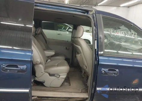 2001 Dodge Grand Caravan Es from USA, damaged, VIN 2B4GP54L51R203739